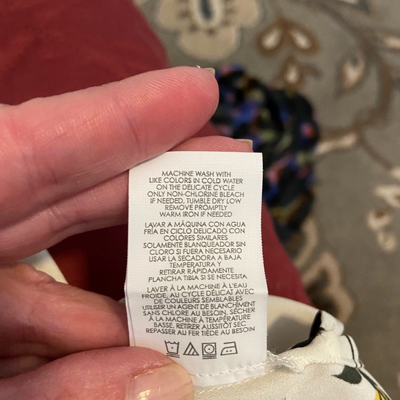 Cabi Birdwatcher Blouse. Item #3693. - Picture 6 of 6